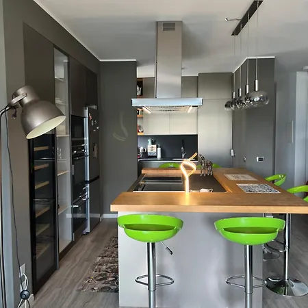 דירה Lido - Modern And Cozy 2 Bedroom 2 Bathroom With Masterchef Kitchen At The Lido Touristic And Convention Area. לוגאנו